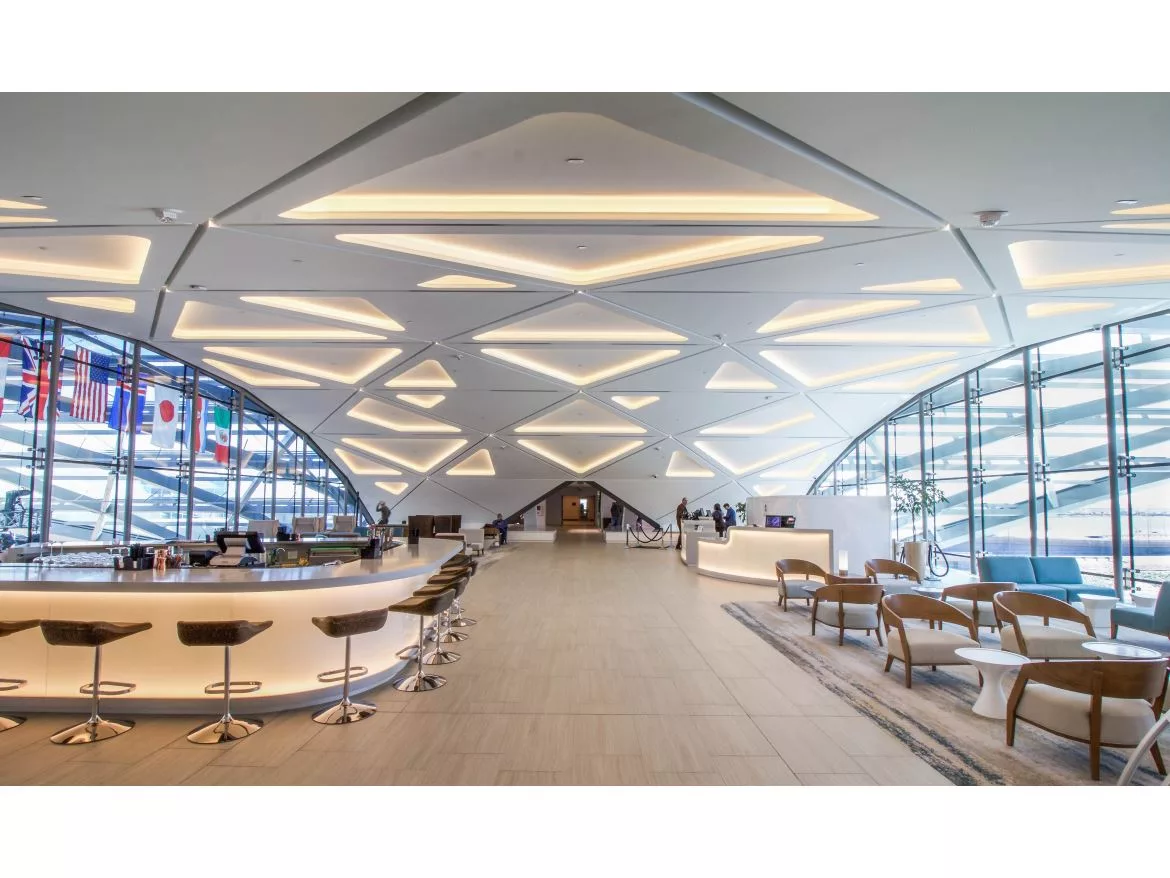 Armstrong_Westin-Sky-Lobby-DIA-GRG-Ceiling.jpg